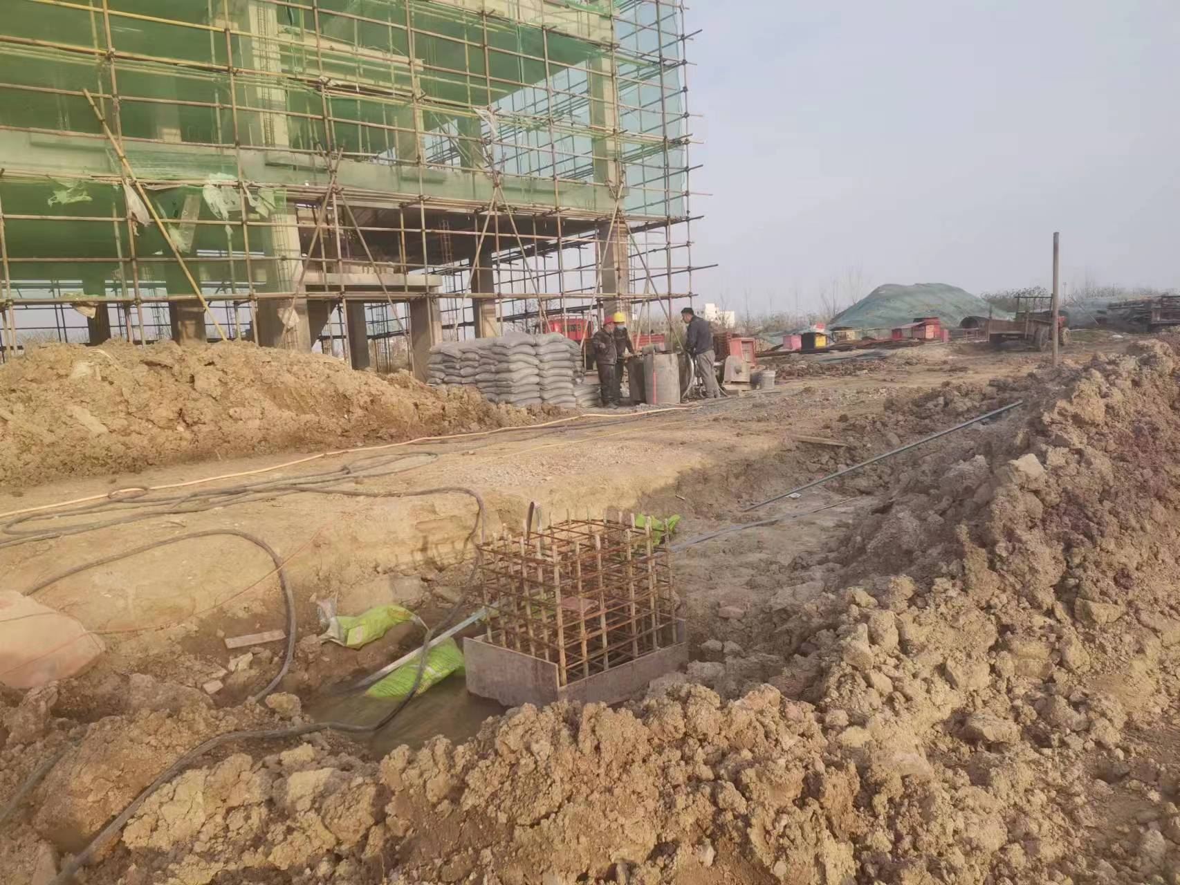 晋安当桥梁出现裂缝的时候应该及时加固修补